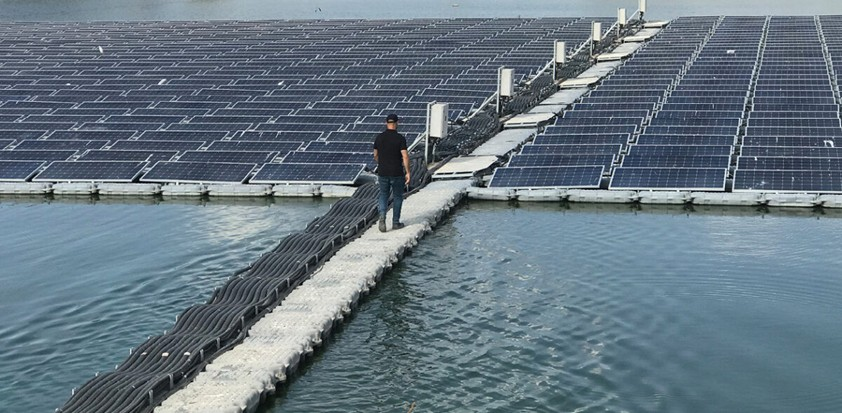 New model for offshore floating PV system design