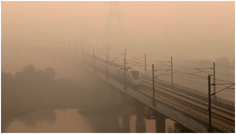 Delhi Air Pollution Updates: 15 flights diverted from Delhi airport due to poor visibility