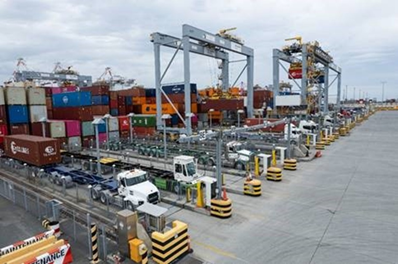 DP World introduces electric transfer vehicle at Port of Brisbane