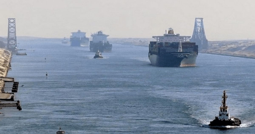 Egypt tests new extension of the Suez Canal