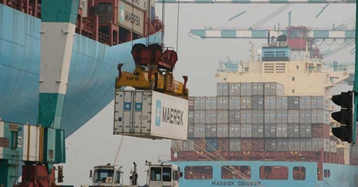 Maersk asks customers to remove cargo before strike at US ports