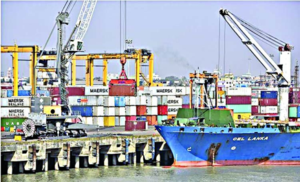 Longer stays for vessels at Chattogram port